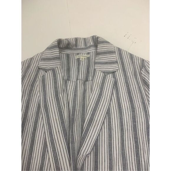 Striped Lightweight Blazer - Picture 5 of 7